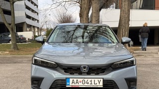 Civic 2.0 Elegance e:HEV - náhľad 3