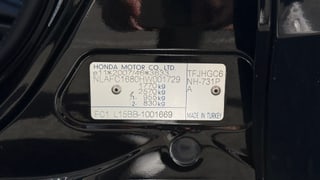 Civic 1.5 Turbo Executive CVT - náhľad 22