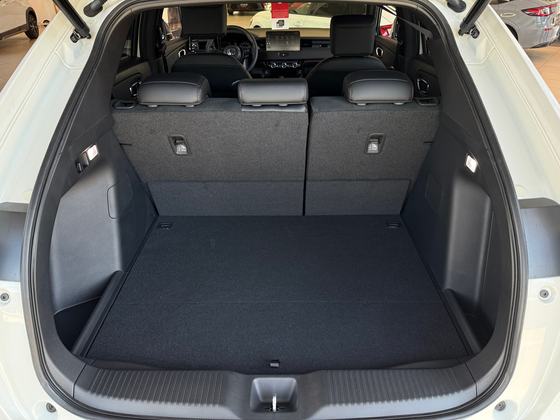 HR-V 1.5 Advance Sport e:HEV - fotografia 8