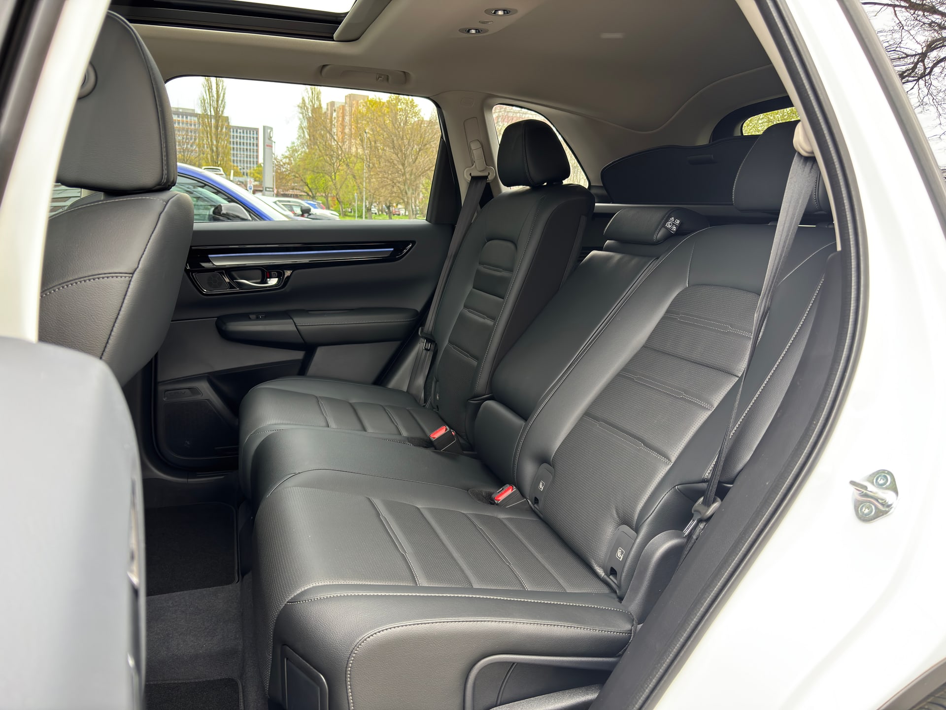 Honda CR-V Hybrid SUV Elegance FWD + Honda SENSING 360 i-MMD - fotografia 9