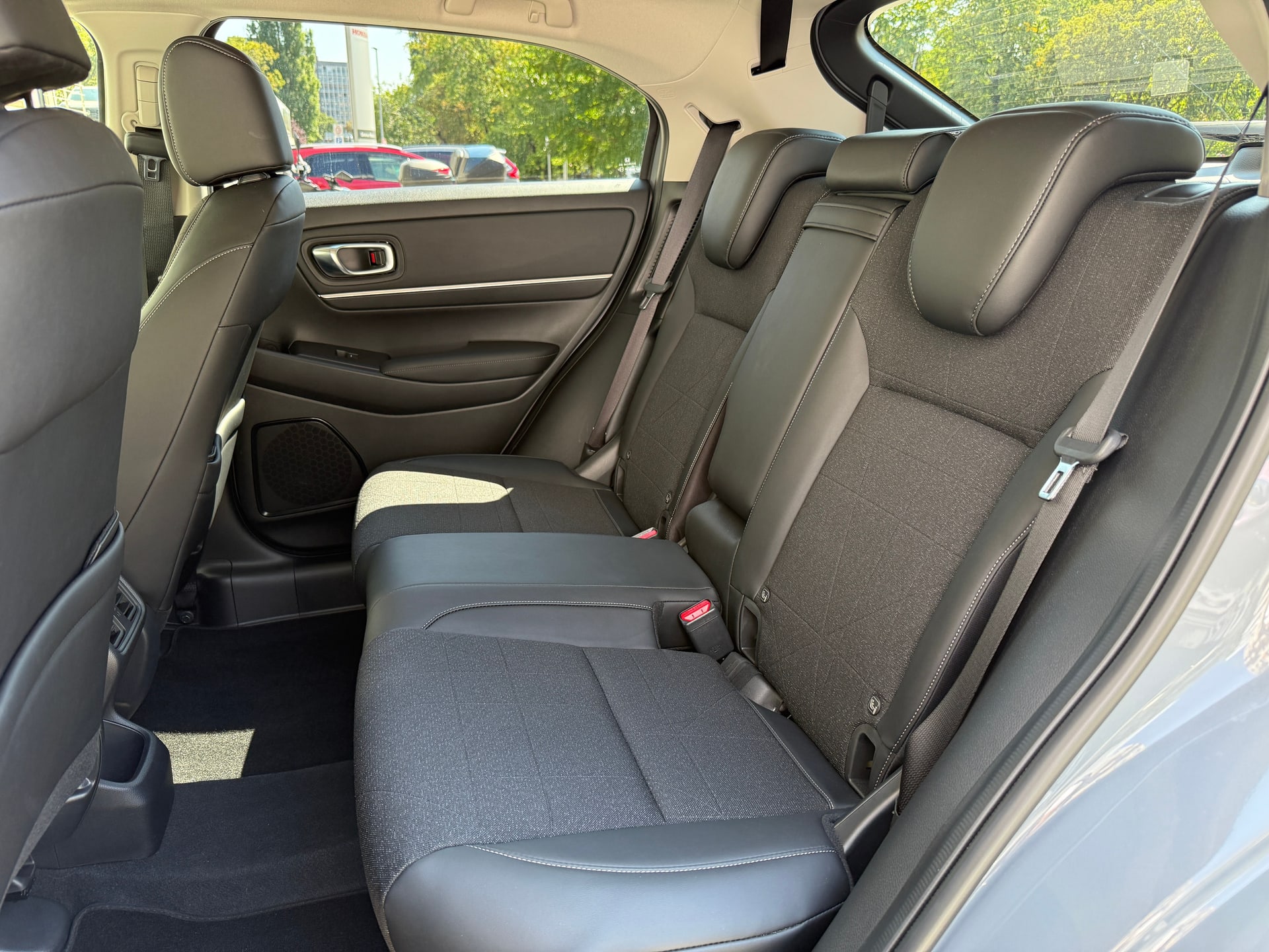 HR-V 1.5 Advance e:HEV - fotografia 8