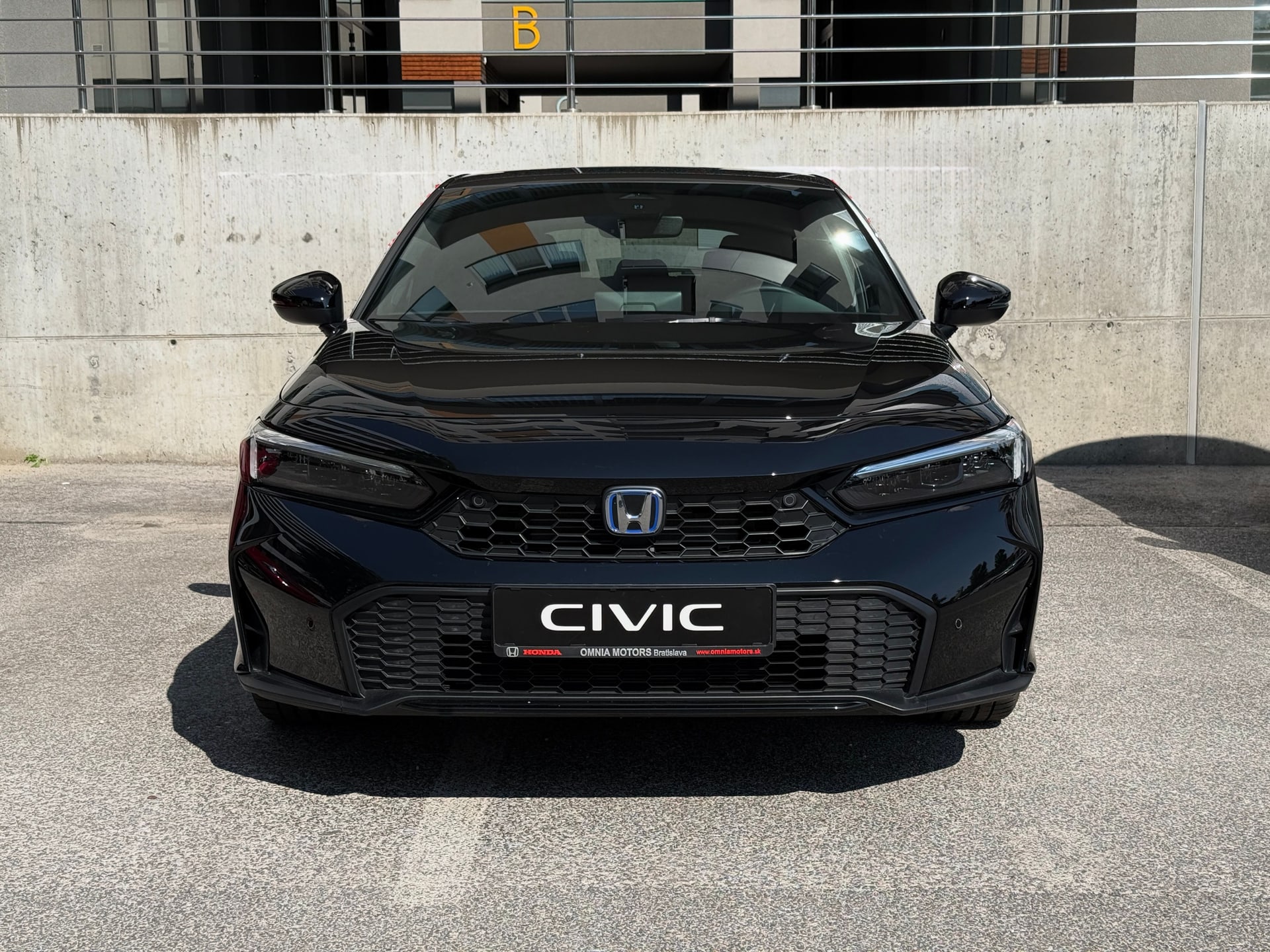 Civic 2.0 Sport e:HEV - fotografia 2