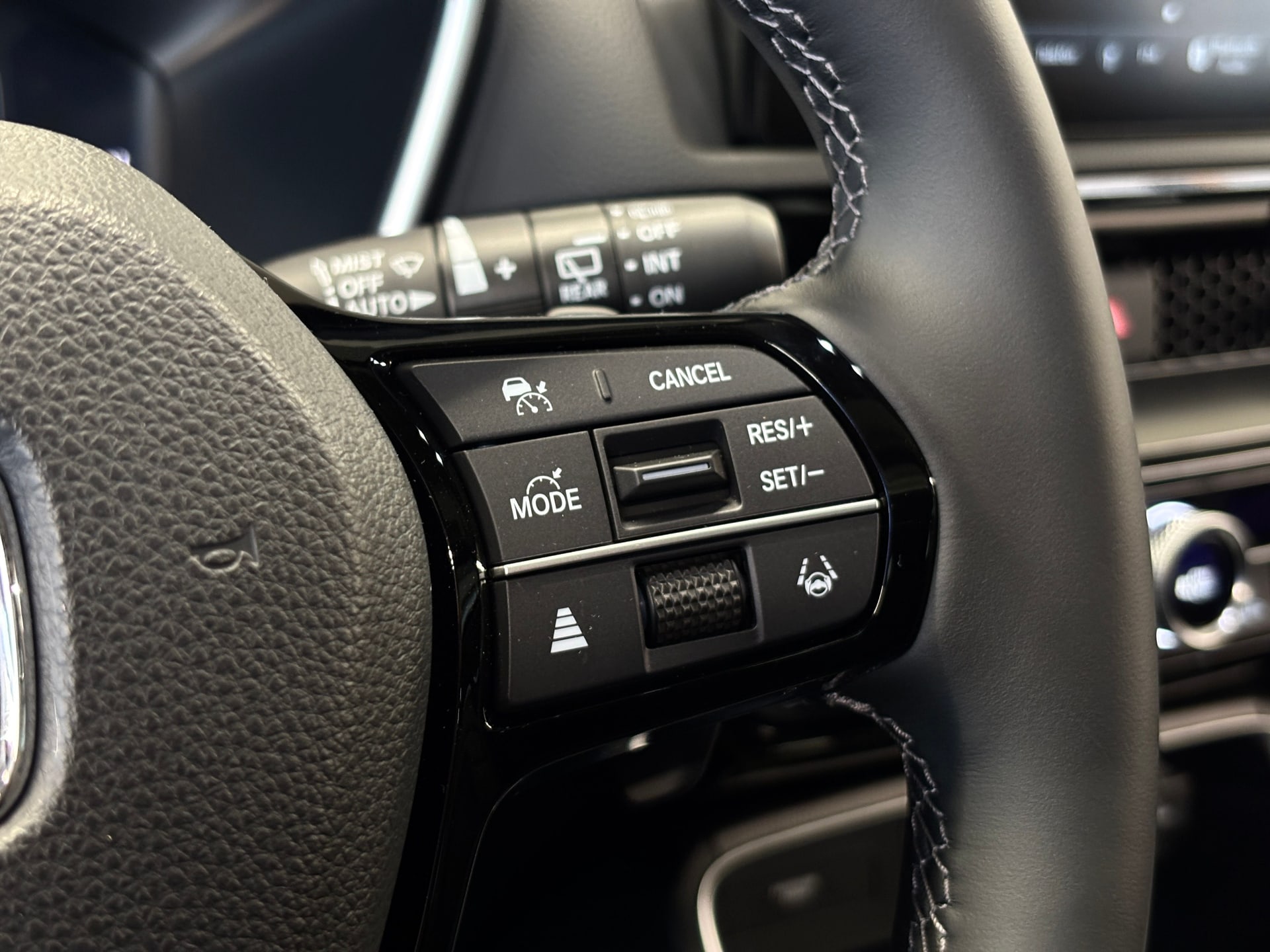 Honda CR-V Hybrid SUV Elegance AWD + Honda SENSING 360 i-MMD - fotografia 15