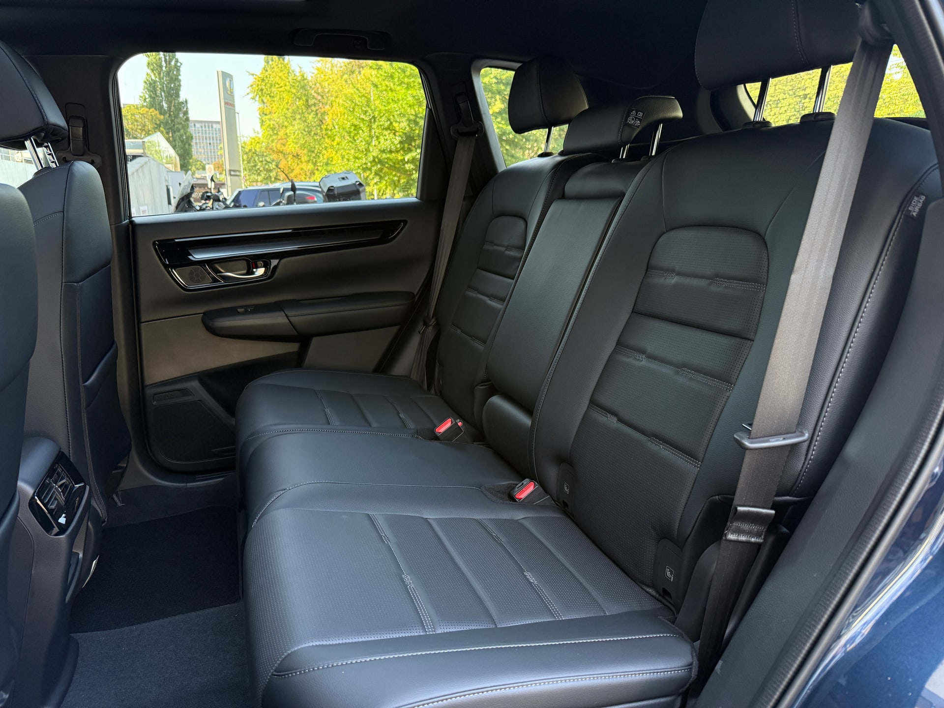 CR-V ELEGANCE 2WD E:HEV - fotografia 8
