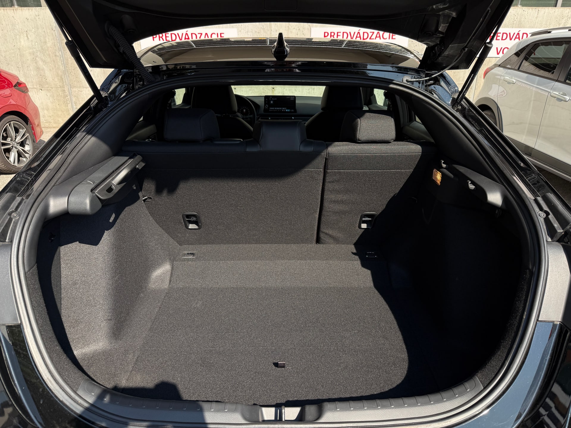 Civic 2.0 Sport e:HEV - fotografia 9