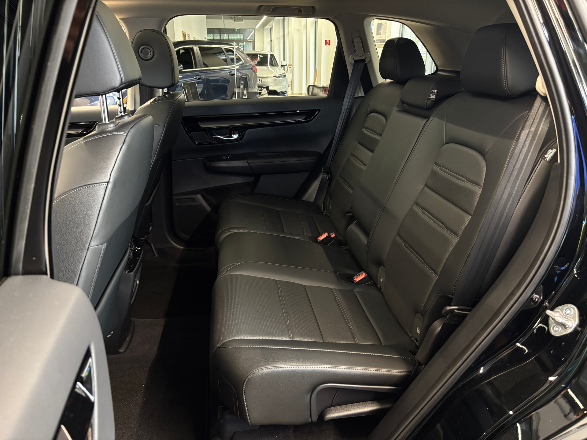 Honda CR-V Hybrid SUV Elegance AWD + Honda SENSING 360 i-MMD - fotografia 18