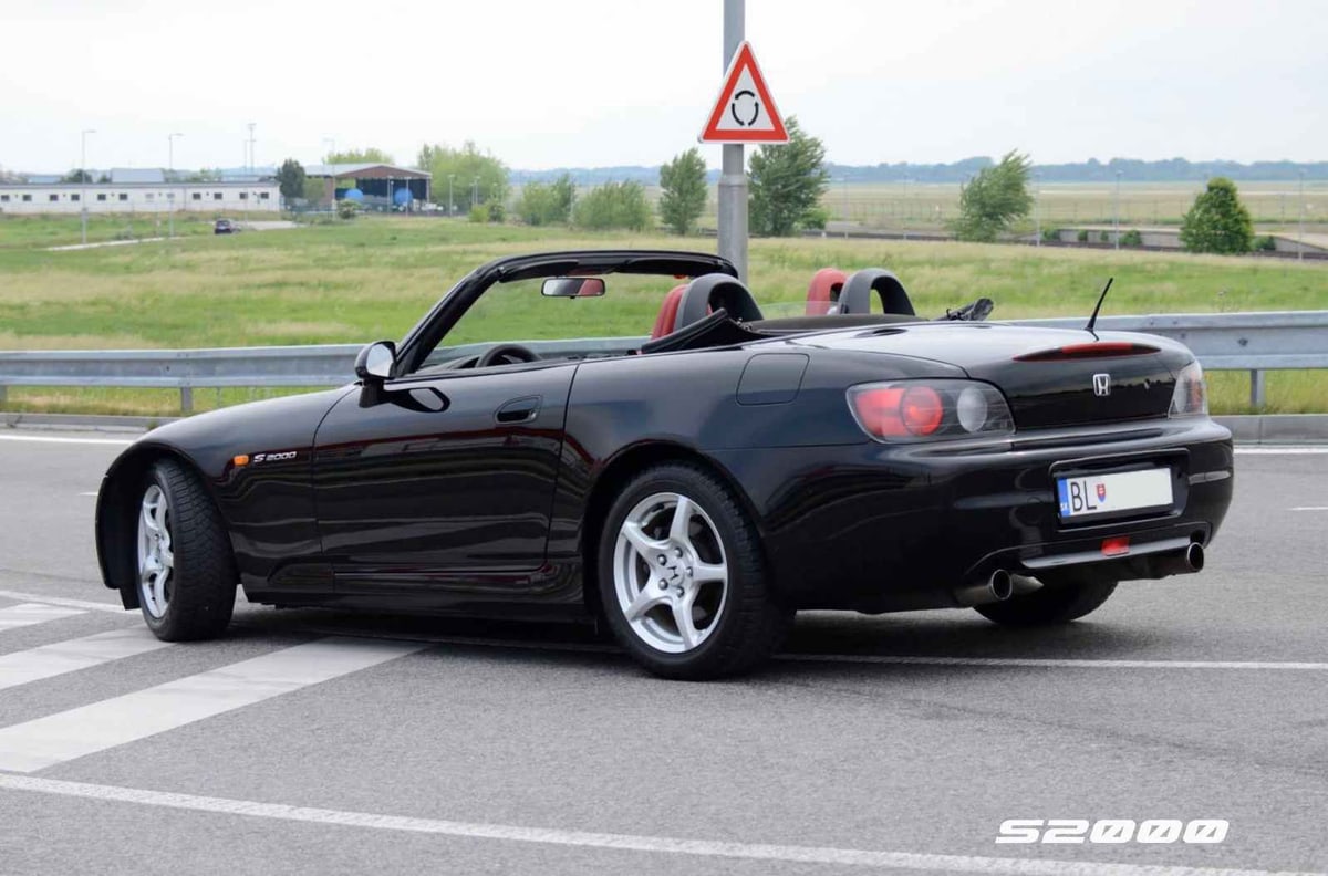 Honda S2000 AP1 - fotografia 1