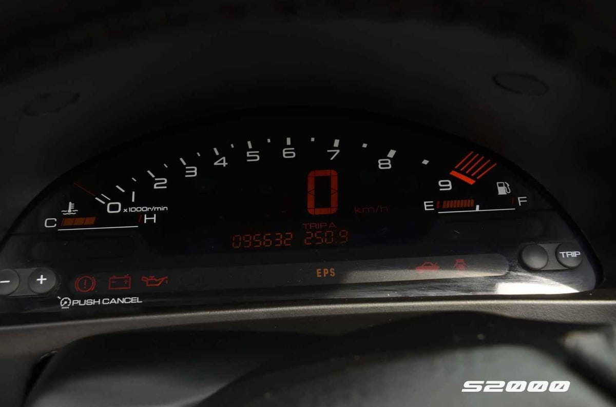 Honda S2000 AP1 - fotografia 22