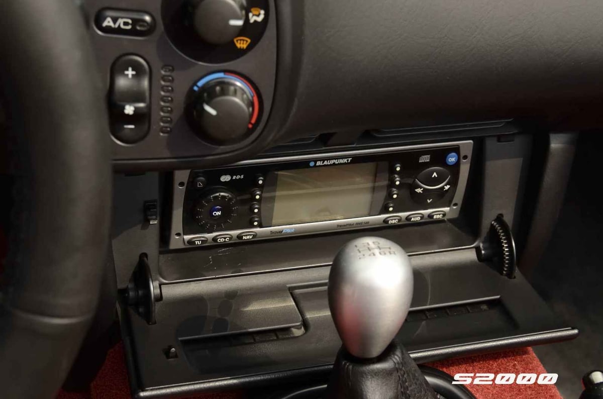 Honda S2000 AP1 - fotografia 18